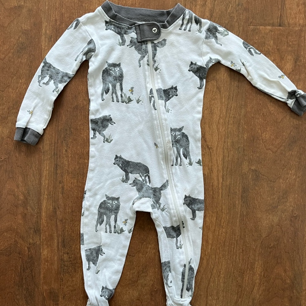 Burt's Bees Gray Wolf Print Kids Pajamas